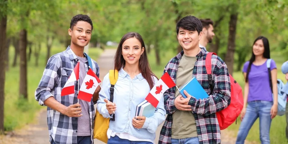 How to Easily Study & Work in Canada
